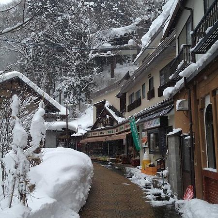 Sawataya Hotel Nozawaonsen Esterno foto